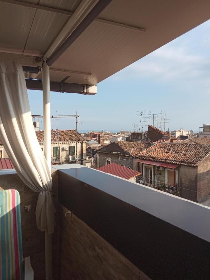 Отель Casa Vacanza Francesco Катания Экстерьер фото